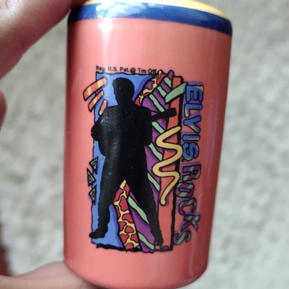 🚨 Elvis Salt and Pepper Shakers - Picture 2 of 6